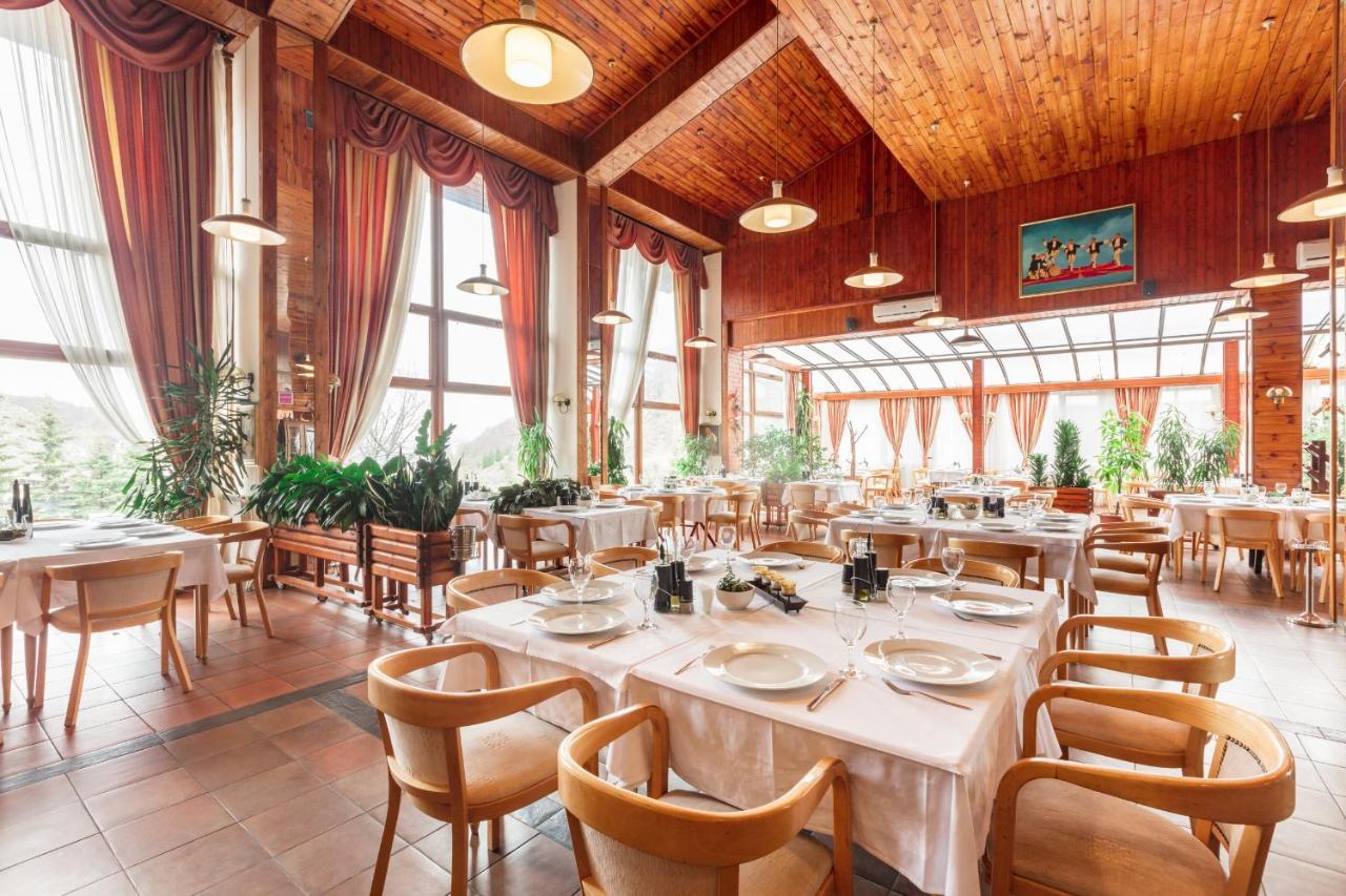 Hotel Bistra, Resort Mavrovo Bagian luar foto