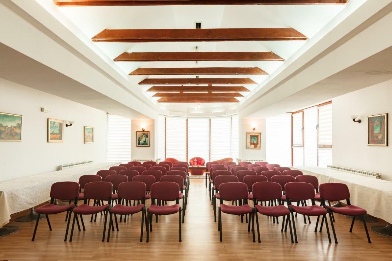 Hotel Bistra, Resort Mavrovo Bagian luar foto