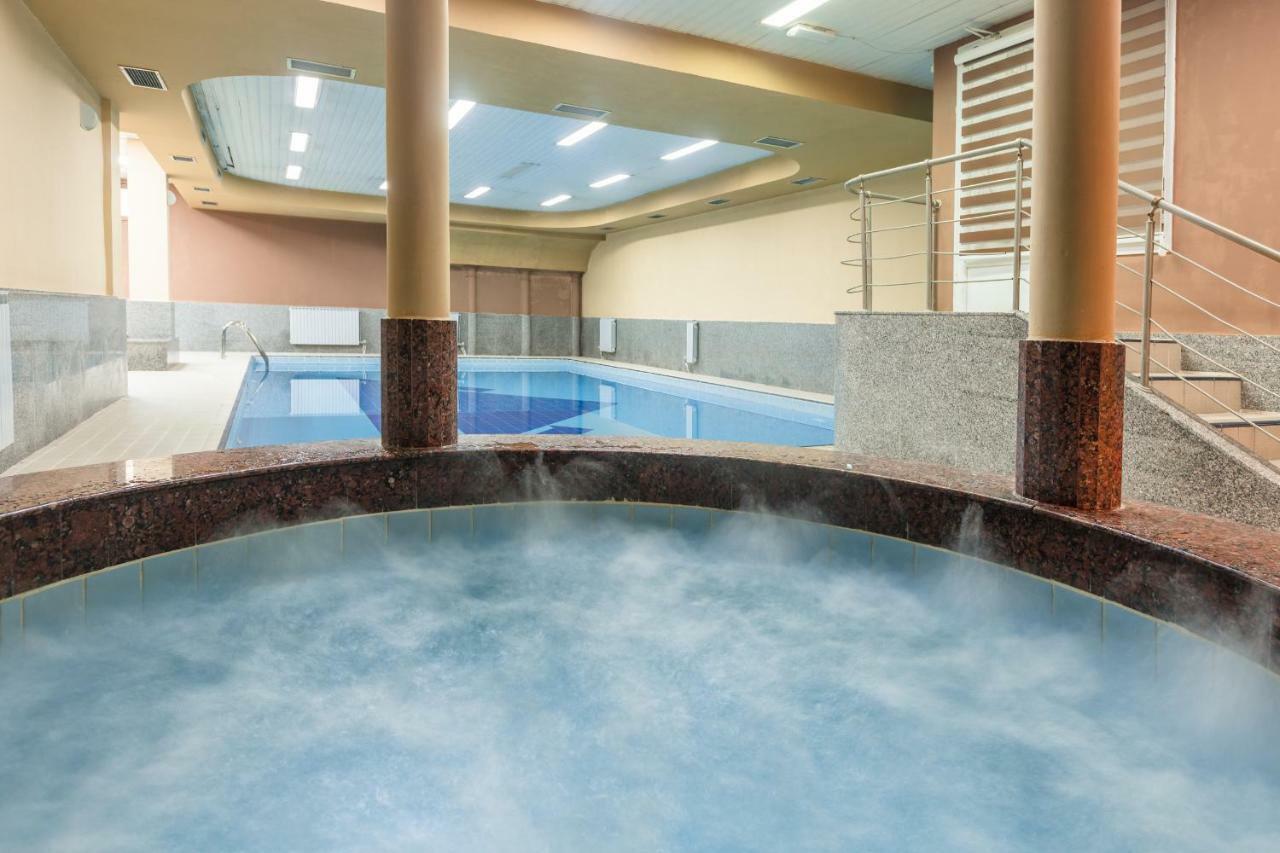 Hotel Bistra, Resort Mavrovo Bagian luar foto
