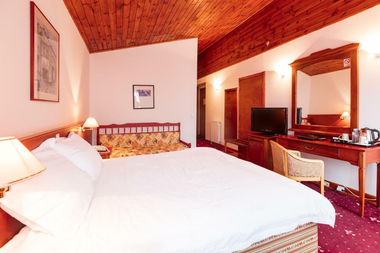 Hotel Bistra, Resort Mavrovo Bagian luar foto